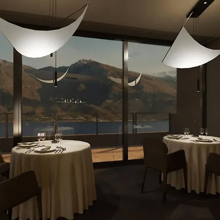 Eala My Lakeside Dream - Adults Friendly Otel