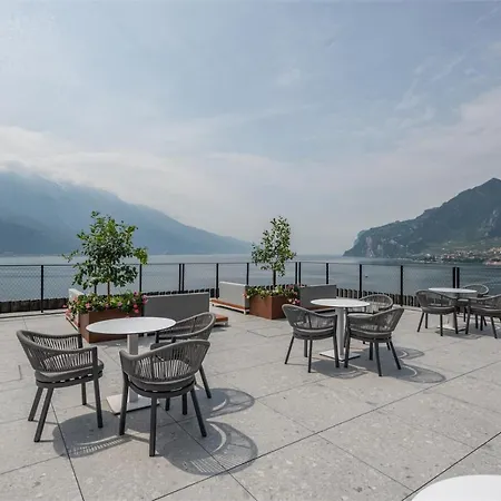 Otel Eala My Lakeside Dream - Adults Friendly