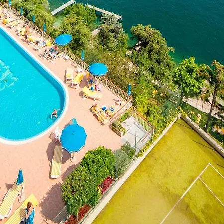 Eala My Lakeside Dream - Adults Friendly Otel